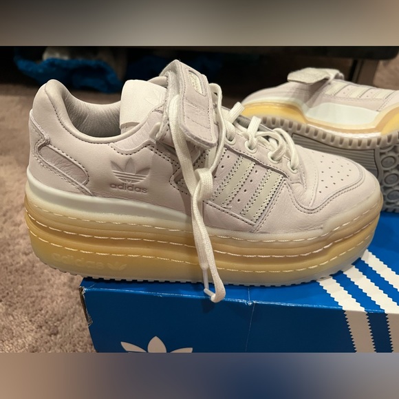 New Triple Platform Low Adidas - Picture 4 of 6